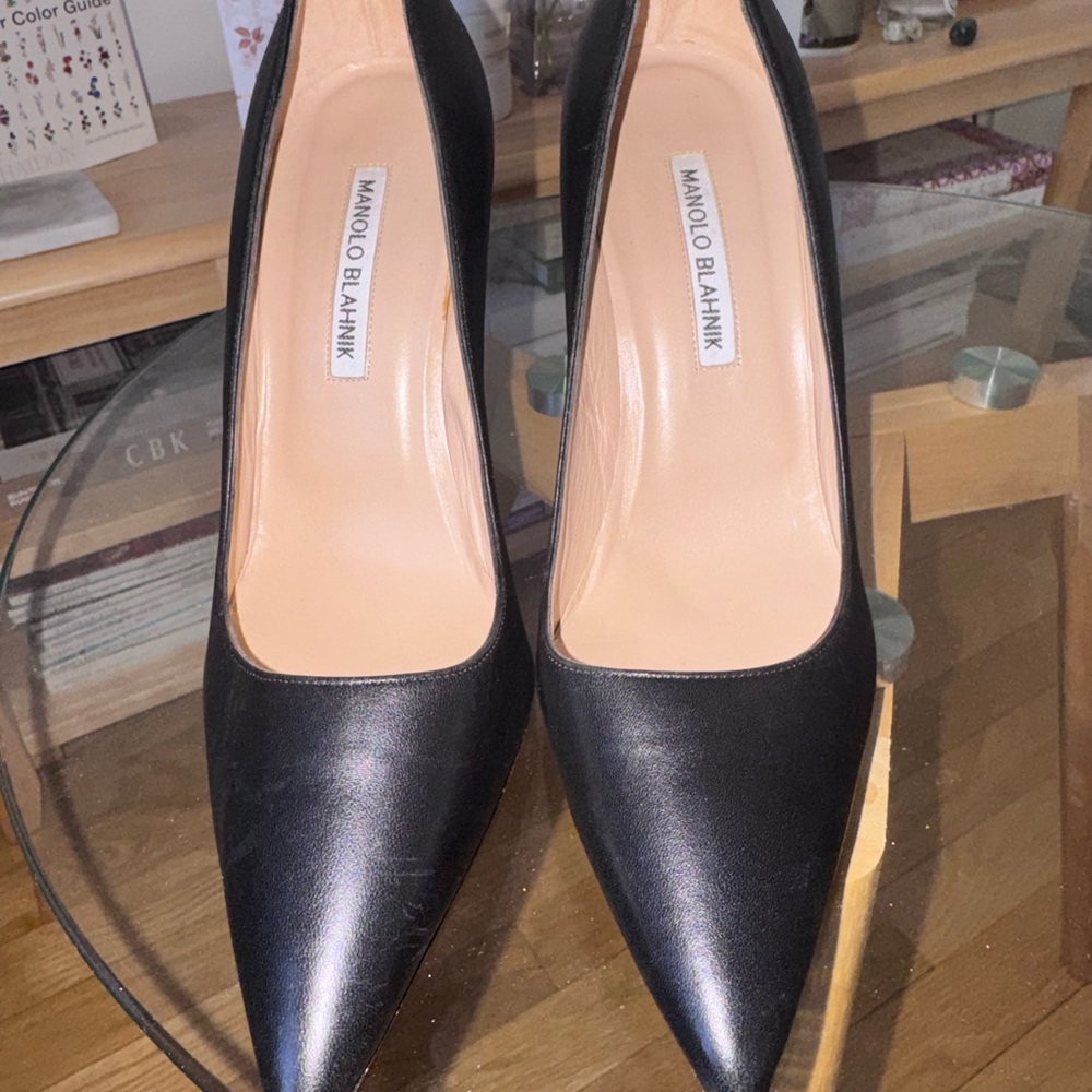 Manolo Blahnik Classic Black Heels Size 8